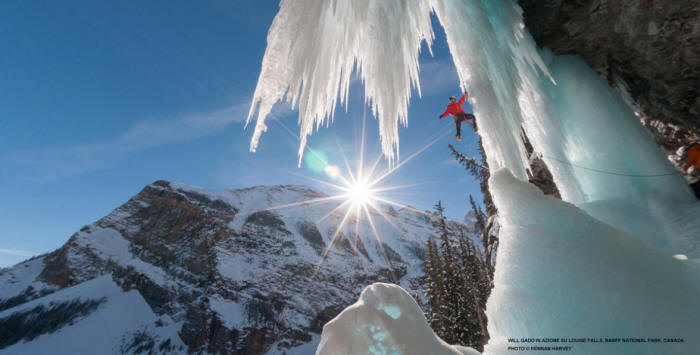 Will Gadd in azione su Louise Falls, Banff National Park, Alberta, Canada. Photo © Kennan Harvey