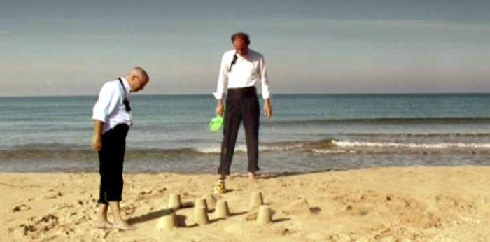 Noi non siamo come James Bond