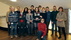 Gli attori con alcuni dei volontari dell'auditorium